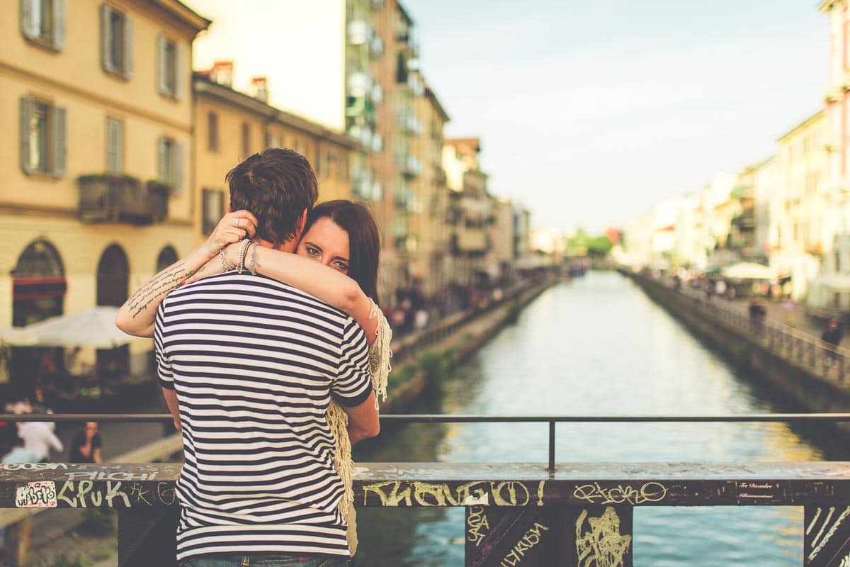 engagement-photography-a-pre-wedding-walk-in-milans-navigli